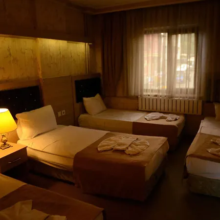 Capital 3*