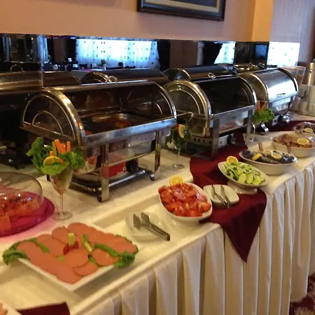 Hotel Capital 3*