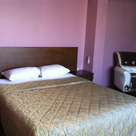 Otel Capital 3*